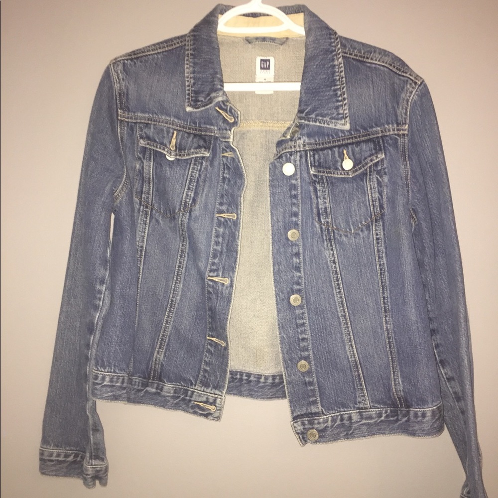 Gap Jean jacket 🦋